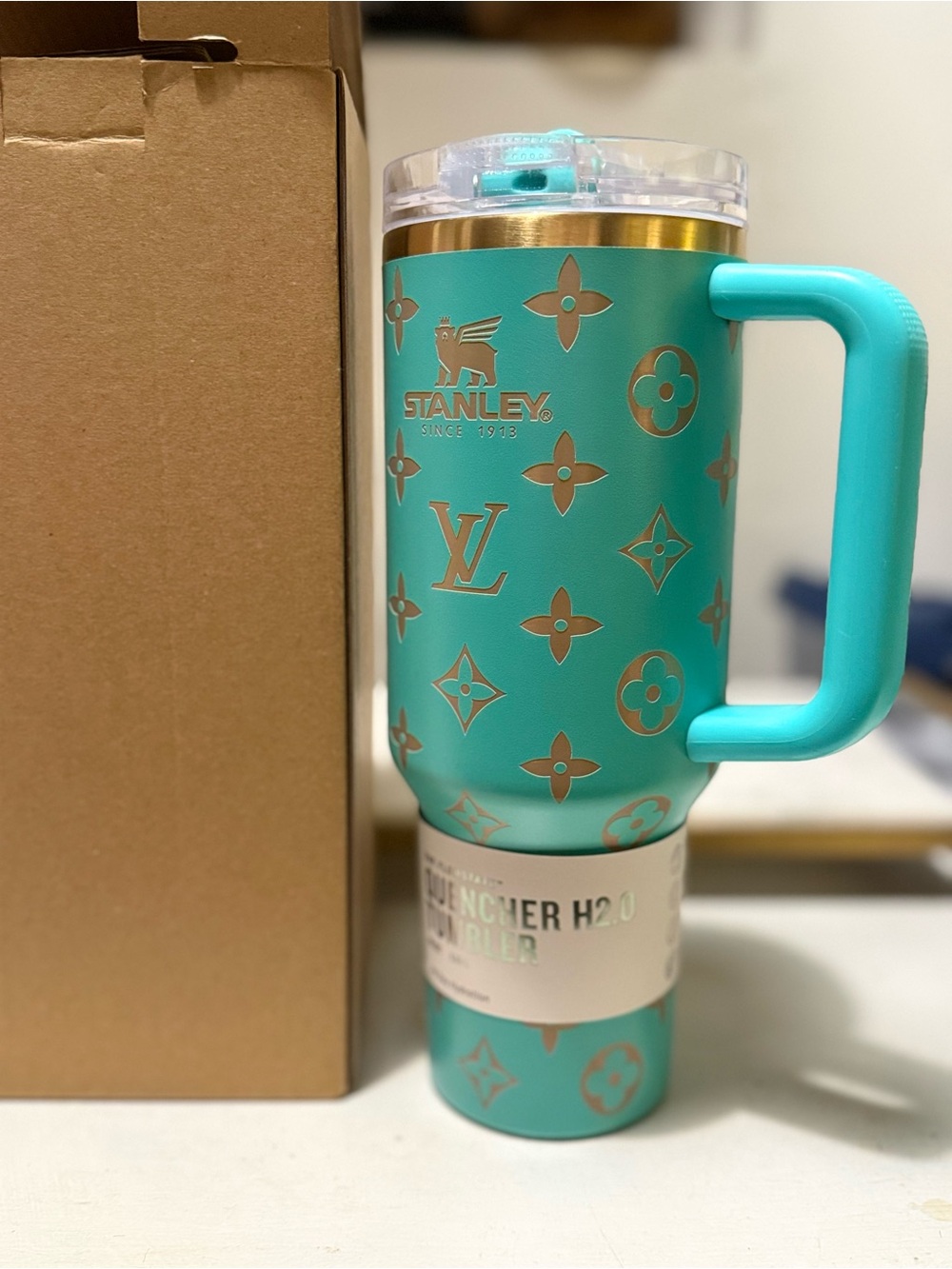 Brand new Stanley Turquoise and Gold Patterned Insulated Travel Mug with Handle
